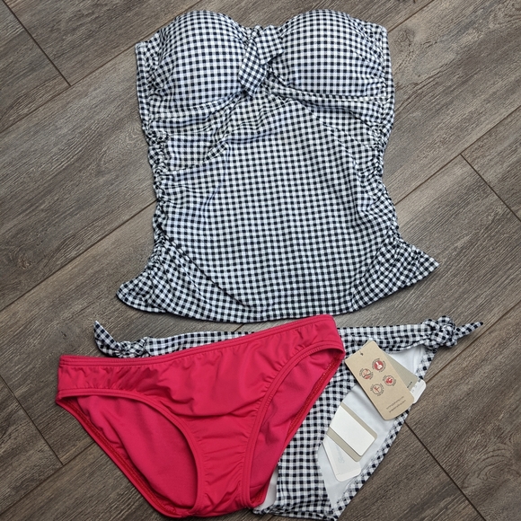 Tommy Bahama black/ white checkered bandino top - Picture 4 of 5